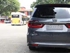 2022 Honda Odyssey 2.0L e:HEV Supreme — фото 22