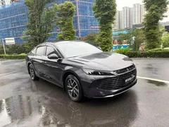 2024 BYD Qin L PHEV 120km Leading — фото 3