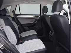 2023 Volkswagen Tayron 380TSI 4WD R-Line — фото 16