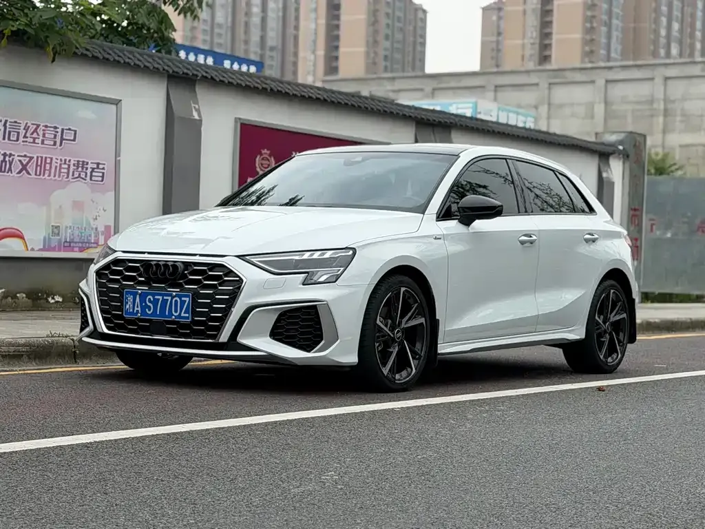 2022 Audi A3 Sportback 35 TFSI Fashion Sport