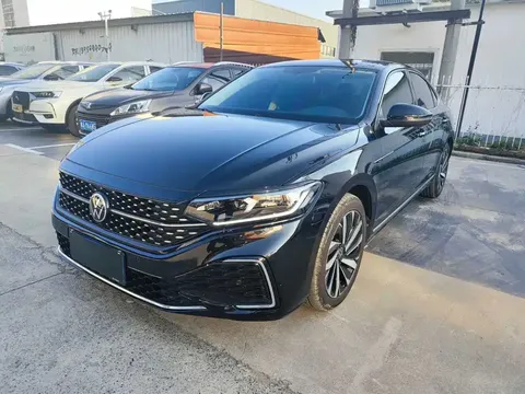 2023 Volkswagen Passat 330TSI Elite