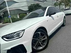 2022 Audi A4L 40 TFSI, белый — фото 12