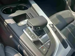 2022 Audi A4L 40 TFSI, белый — фото 14