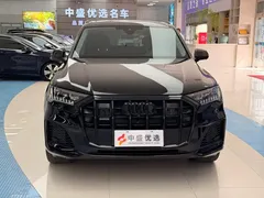 2023 Audi Q7 55 TFSI quattro S, чёрный — фото 2