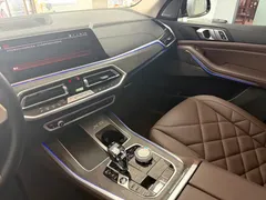 2022 BMW X5 30Li M, чёрный — фото 5