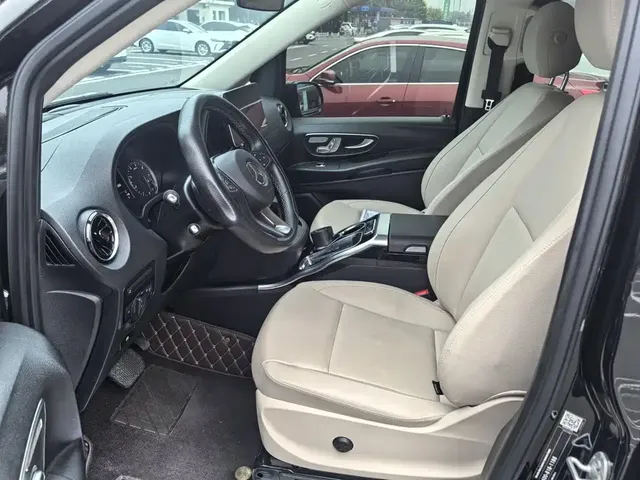 2023 Mercedes-Benz Vito 2.0T 7