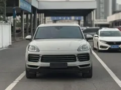 2022 Porsche Cayenne E-Hybrid 2.0T PHEV Platinum — фото 2