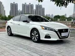 2021 Nissan Teana 2.0L XL Comfort, белый — фото 3
