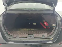 2022 Nissan Sylphy 1.6L XL CVT, чёрный — фото 4