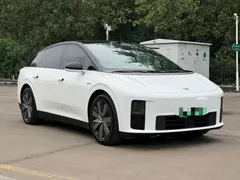 2025 Li Auto i6 4WD, белый — фото 3