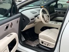 2025 Li Auto i6 4WD, белый — фото 4