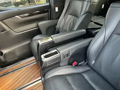 2020 Toyota Vellfire Hybrid 2.5L HV Luxury, чёрный — фото 5