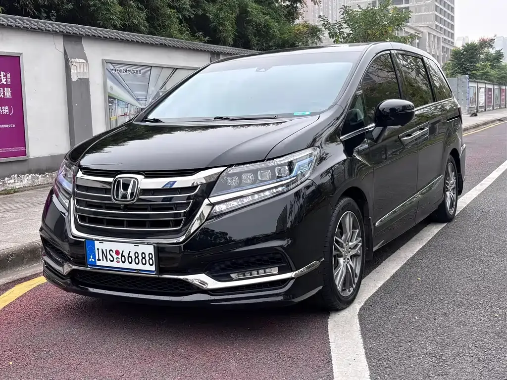 2019 Honda Elysion 2.0L Hybrid Luxury