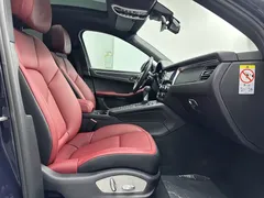 2021 Porsche Macan 2.0T, синий — фото 12