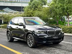 2021 BMW X5 M, чёрный — фото 3