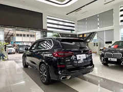2022 BMW X5 30Li M, чёрный — фото 4