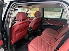 2022 BMW X5 30Li M, чёрный — фото 12