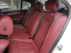 2023 BMW 5 Series 5 530Li M, белый — фото 13