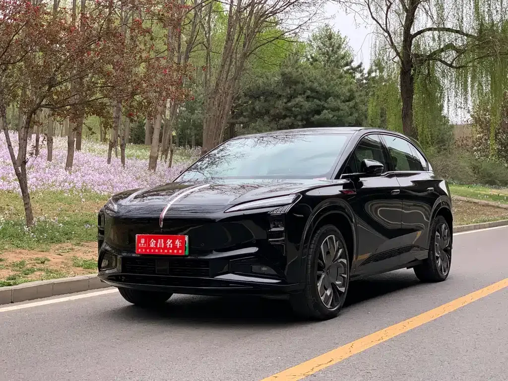2025 Hongqi 08 680 Ultra 4WD
