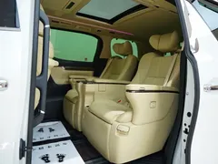 2021 Toyota Alphard Hybrid 2.5L Premium, белый — фото 19