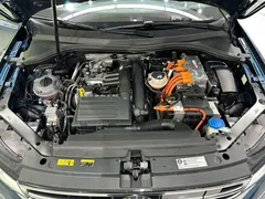 2022 Volkswagen Tiguan L 430PHEV PHEV Flagship, синий — фото 16