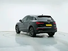 2020 Audi Q5L 40 TFSI, чёрный — фото 5