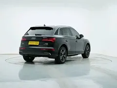 2020 Audi Q5L 40 TFSI, чёрный — фото 8