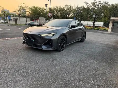 2022 Changan UNI-V 1.5T Premium