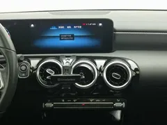 2021 Mercedes-Benz A-Class A 180 L, белый — фото 12