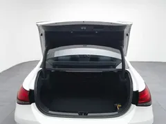 2021 Mercedes-Benz A-Class A 180 L, белый — фото 16