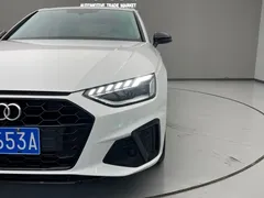 2022 Audi A4L 40 TFSI, белый — фото 13