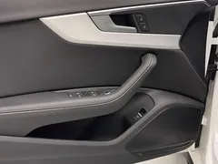2022 Audi A4L 40 TFSI, белый — фото 20