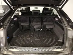 2021 Audi Q8 45 TFSI, чёрный — фото 16