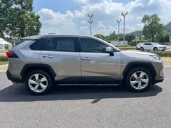 2020 Toyota RAV4 2.0L CVT 2WD Fashion — фото 5
