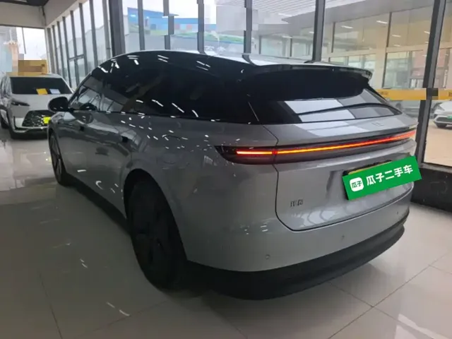 2025 Li Auto i6 2WD Standard