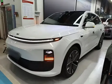 2025 Li Auto L6 Max