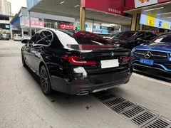 2022 BMW 5 Series 5 525Li M, чёрный — фото 5