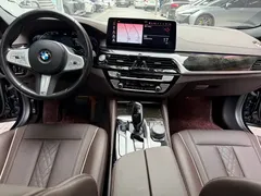2022 BMW 5 Series 5 525Li M, чёрный — фото 18
