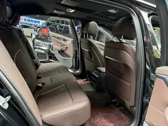 2022 BMW 5 Series 5 525Li M, чёрный — фото 22