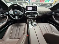 2022 BMW 5 Series 5 525Li M, чёрный — фото 28
