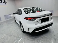 2022 Toyota Levin 185T CVT Luxury, белый — фото 6