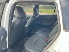2024 Toyota Corolla Cross 2.0L Pioneer, белый — фото 5
