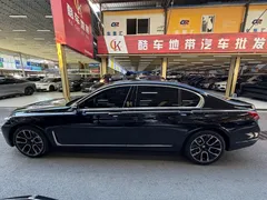 2021 BMW 7 Series 7 730Li, чёрный — фото 2