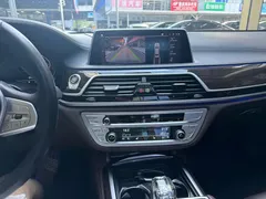 2021 BMW 7 Series 7 730Li, чёрный — фото 10