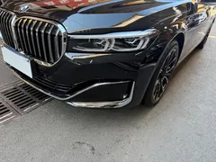 2021 BMW 7 Series 7 730Li, чёрный — фото 41