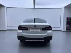 2023 BMW 5 Series 5 530Li M, белый — фото 5
