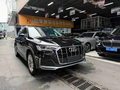 2021 Audi Q7 45 TFSI quattro S line, чёрный — фото 3