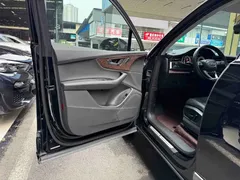 2021 Audi Q7 45 TFSI quattro S line, чёрный — фото 9