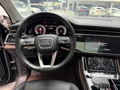 2021 Audi Q7 45 TFSI quattro S line, чёрный — фото 14