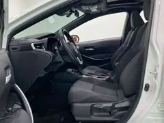 2022 Toyota Levin Hybrid 1.8H E-CVT Luxury, белый — фото 4